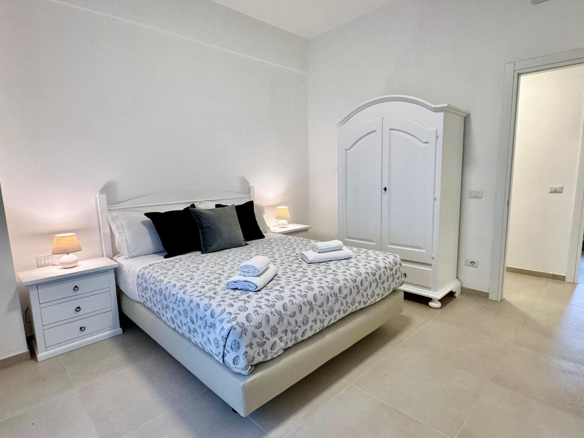 Apartment Pmt Rom
